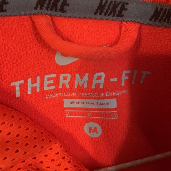 Nike Therma Fit Hoodie. Medium. Very comfortable! - Picture 2 of 3
